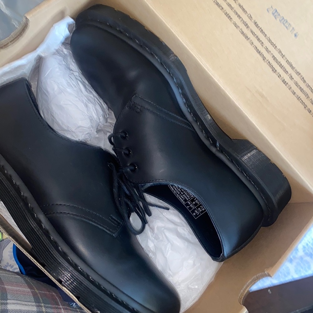 Dr Martens 1461 mono (with box)